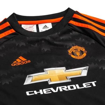 Mini-kit Bébé Manchester United ref AC 1469 noir orange Adidas – Image 3